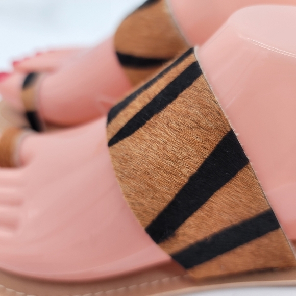 Coconuts by Matisse Riva Flat Sandals Zebra NWOT Tan Black Size 8 - Picture 9 of 9